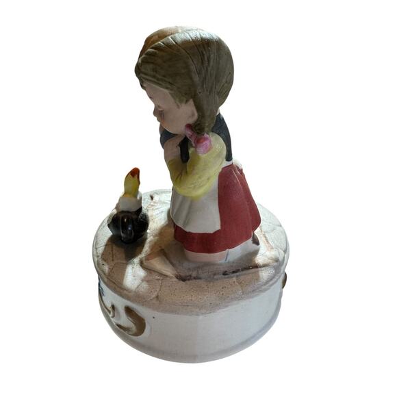 Rare Maruho Japan 70s Vintage Porcelain Music Box Rotating Praying Child- Works - Picture 3 of 6